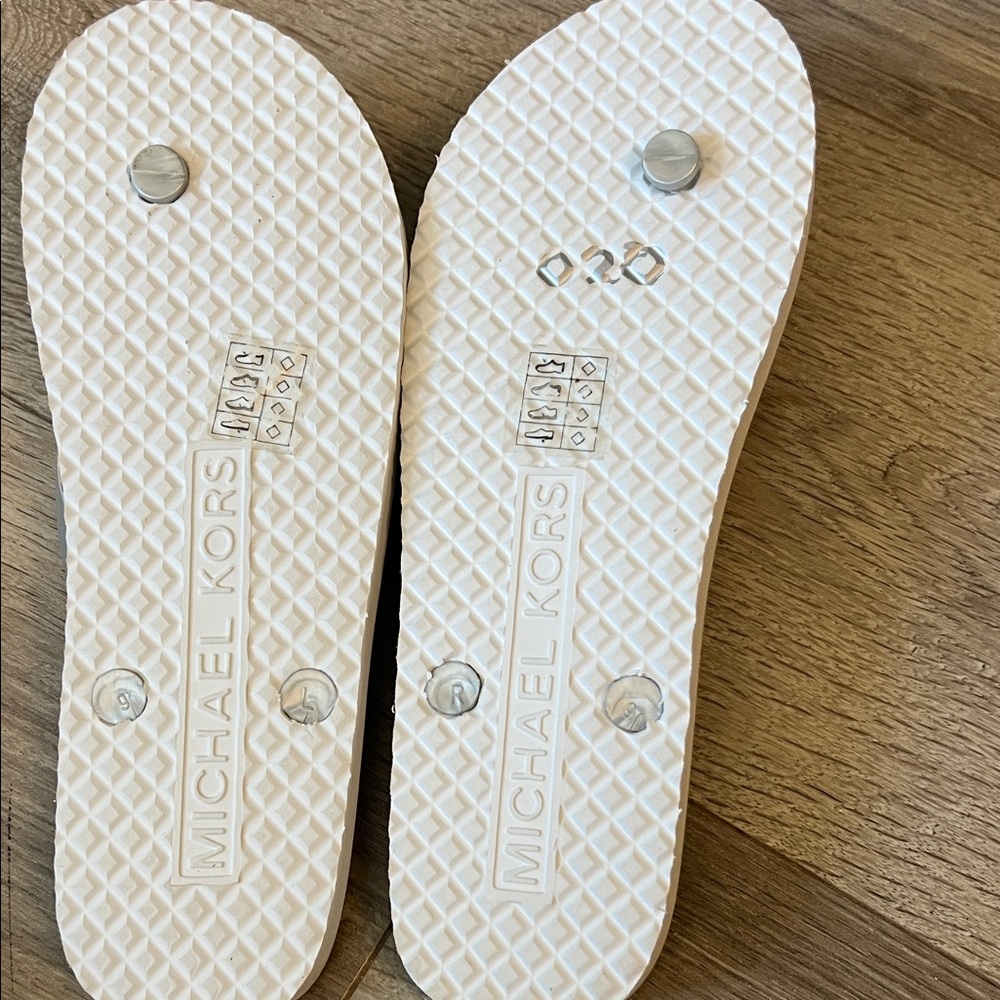 Michael Kors Silver and Black Logo Flip Flops - Picture 2 of 2